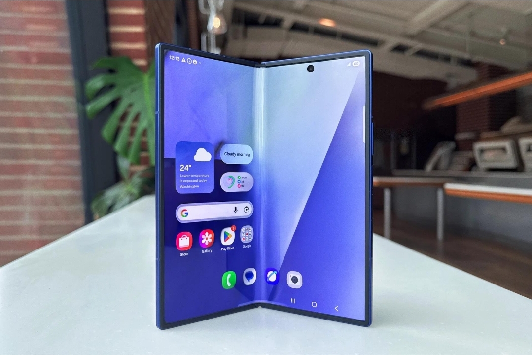 Samsung Galaxy Z Fold7 – The Ultimate Foldable Smartphone That Redefines Innovation